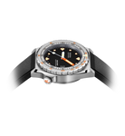 DOXA_Side_SUB_600T_862_10_101_20_1652x1799
