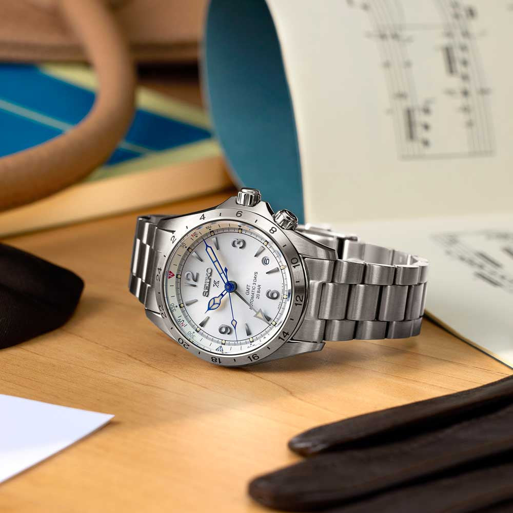 man-watch-prospex-automatic-alpinist-white-dial-hand-GMT-3